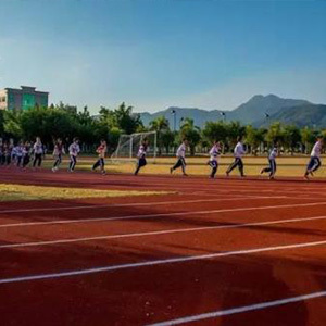 宜昌計(jì)算機(jī)學(xué)校 培養(yǎng)軟件開(kāi)發(fā)人才的搖籃